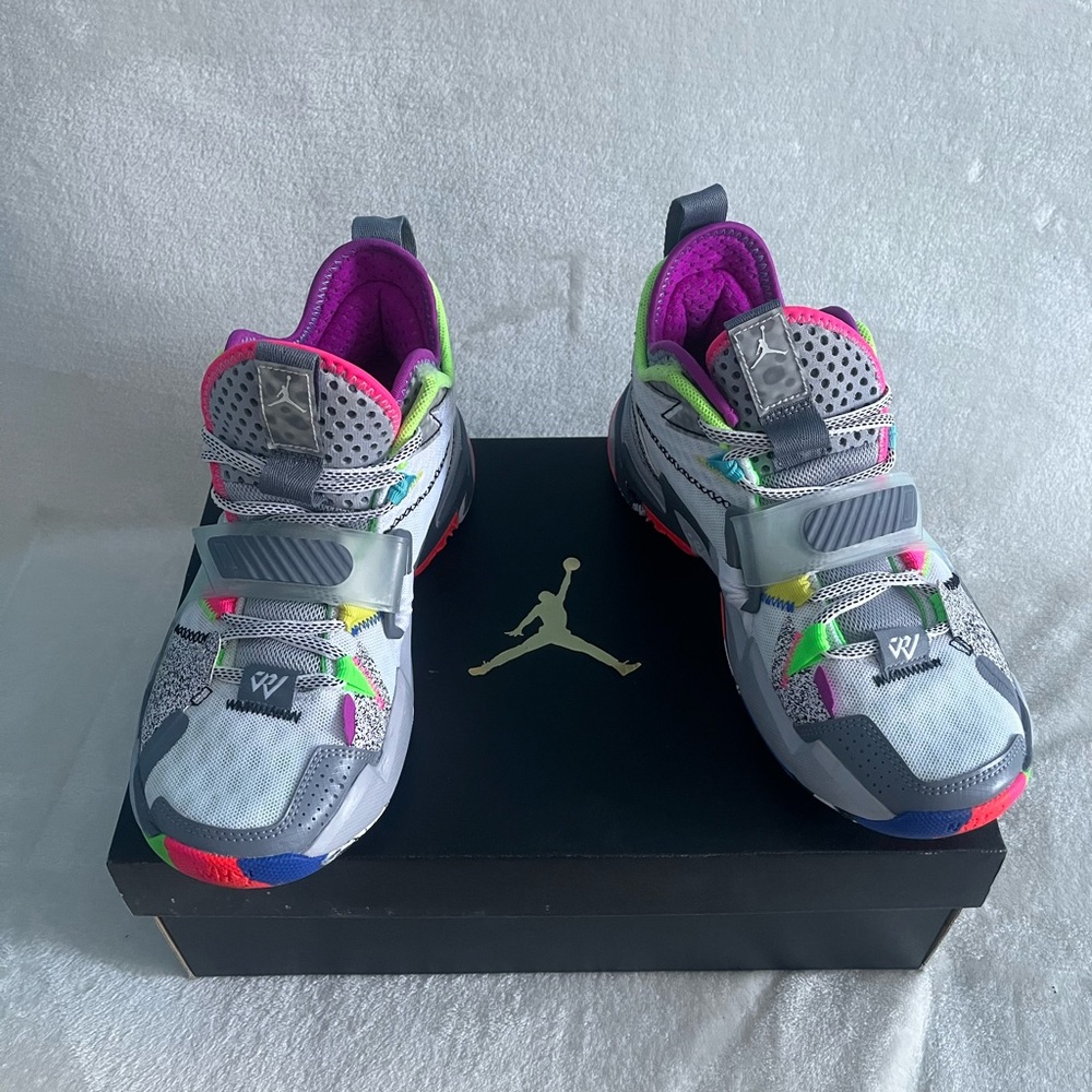 Jordan Women's Sneakers - Multicolor and Gray